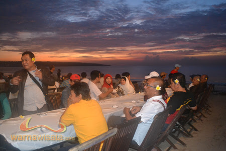 Makan Malam Di Jimbaran Makan Malam Romantis Di Bali