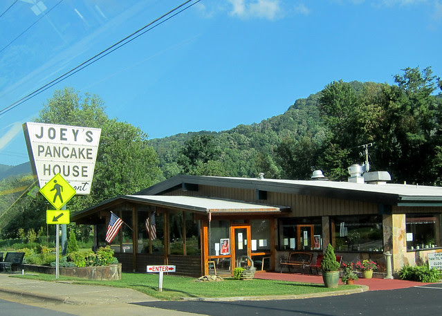 joeys pancake house