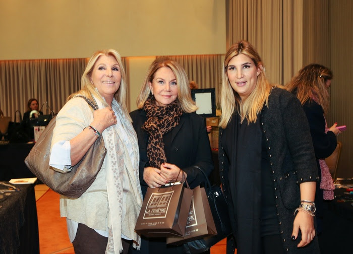 To Χριστουγεννιάτικο Μπαζάρ του Σωματείου "Καλλιπάτειρα ...