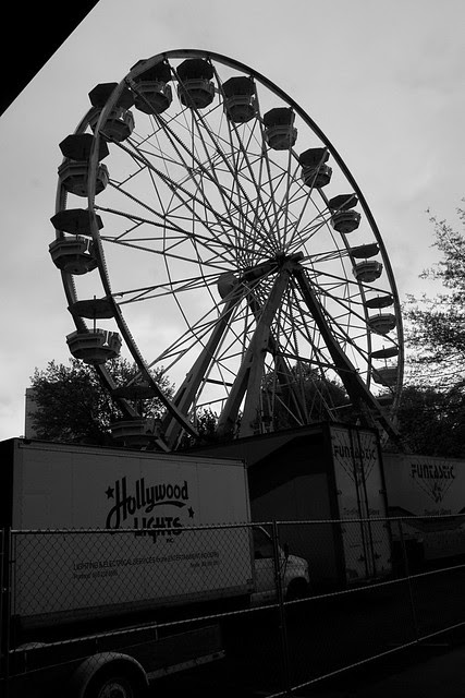 ferris wheel, cinco de mayo 2010