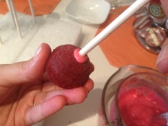 dip-stick-in-candy-cake-pops-homemakerchic.com