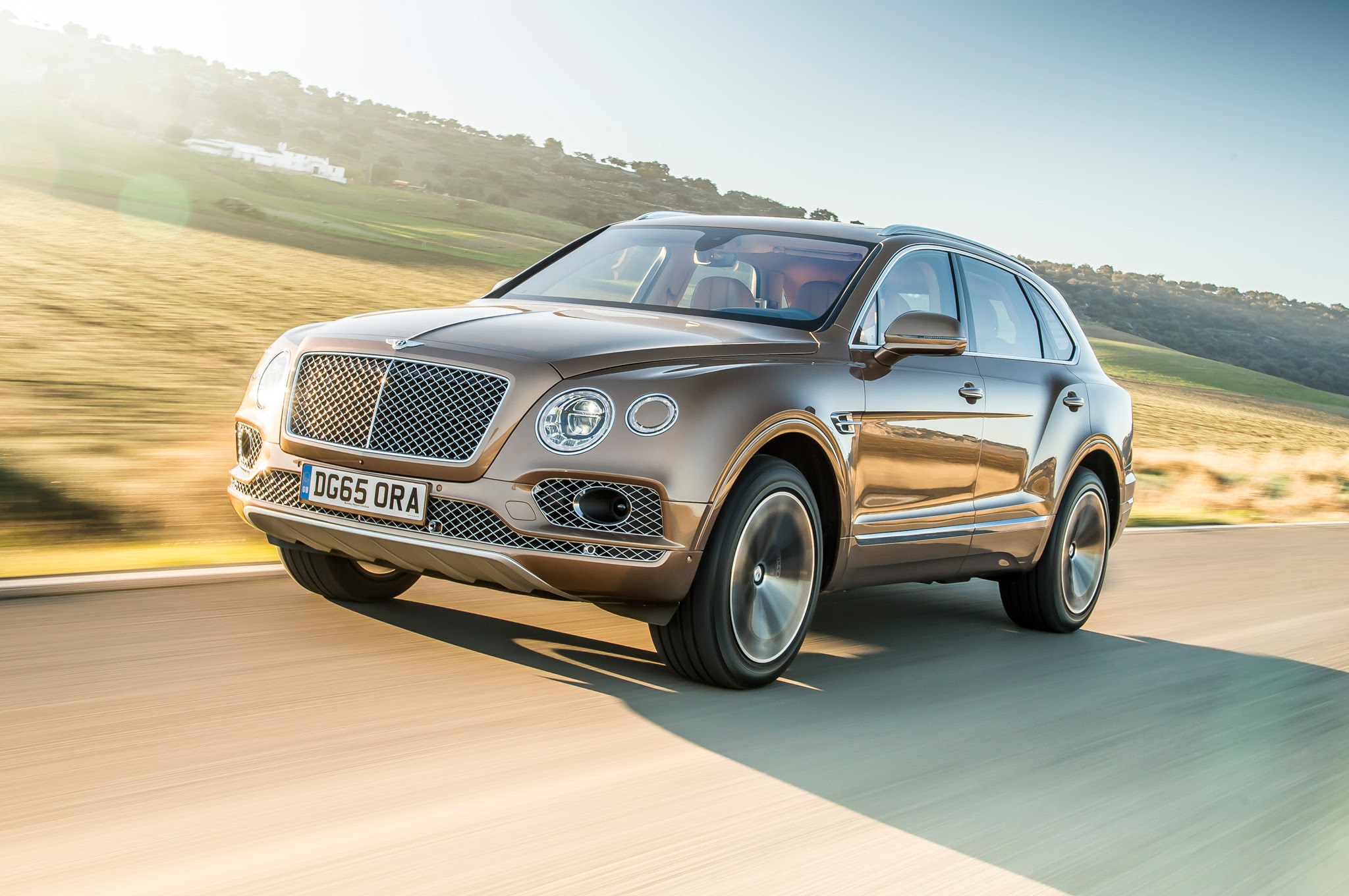 2017 Bentley Bentayga front three quarter in motion 22
