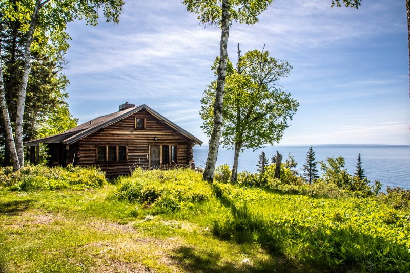 Minnesota Vacation Log Cabin - North Shore Lake Superior