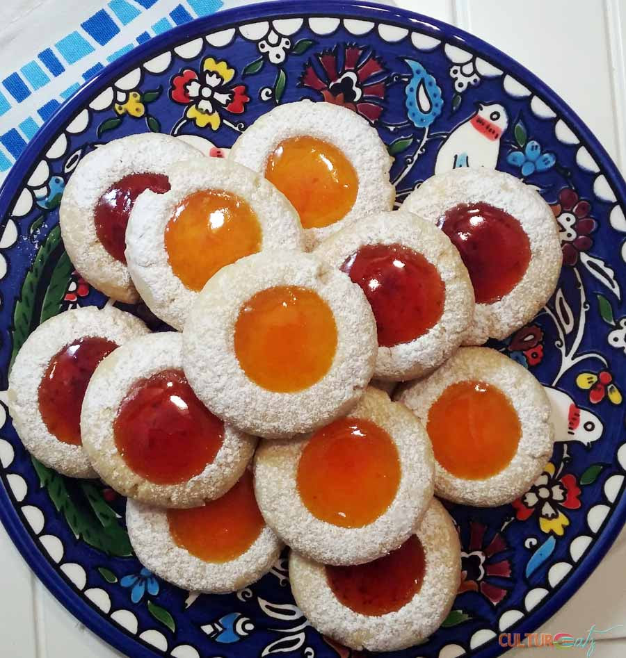 Husarenkrapferl, an Austrian Christmas Cookie • CulturEatz