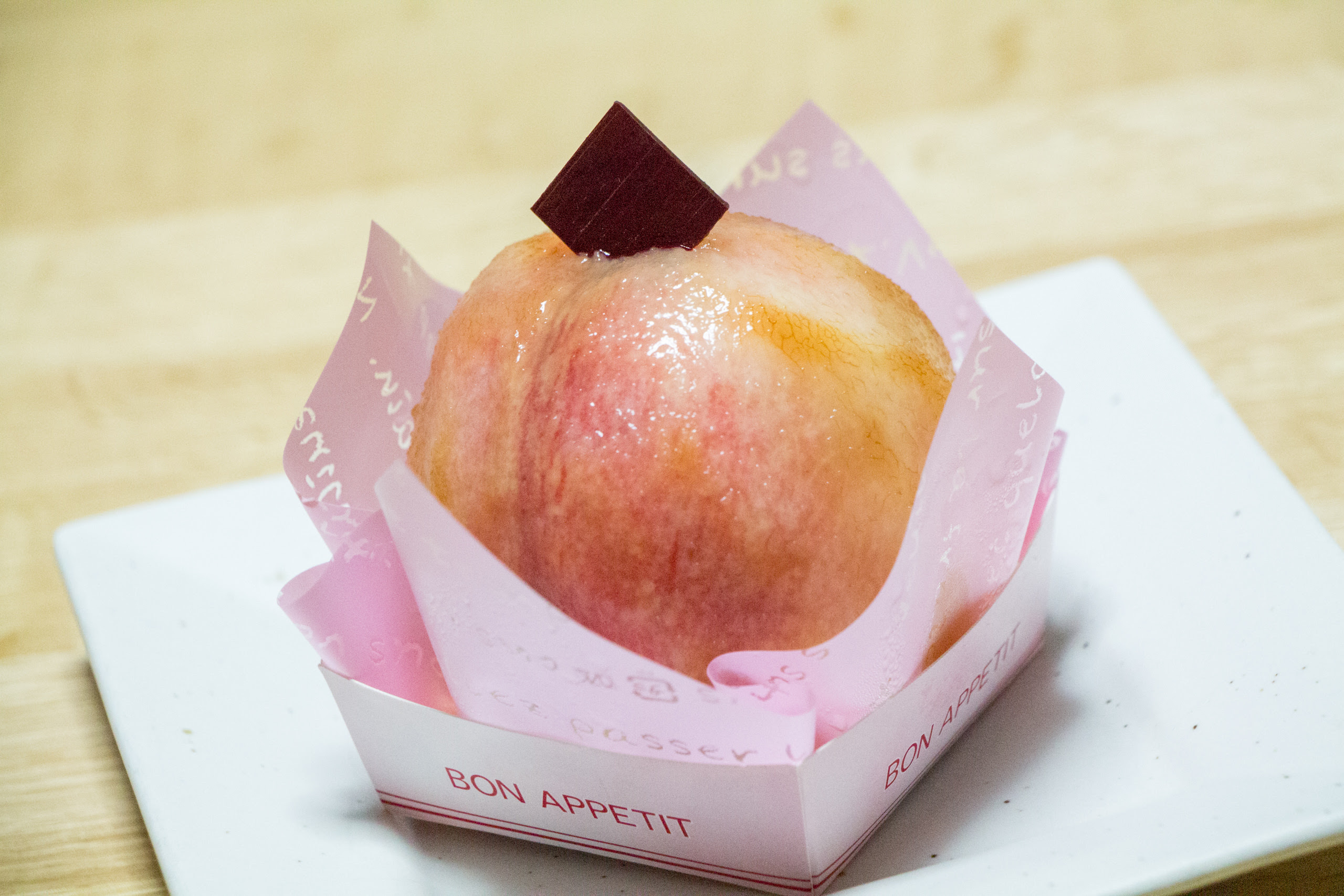 アプラノスの 桃姫 食べてみた 桃まるごと１個使用の超ジューシーケーキ 北本日記