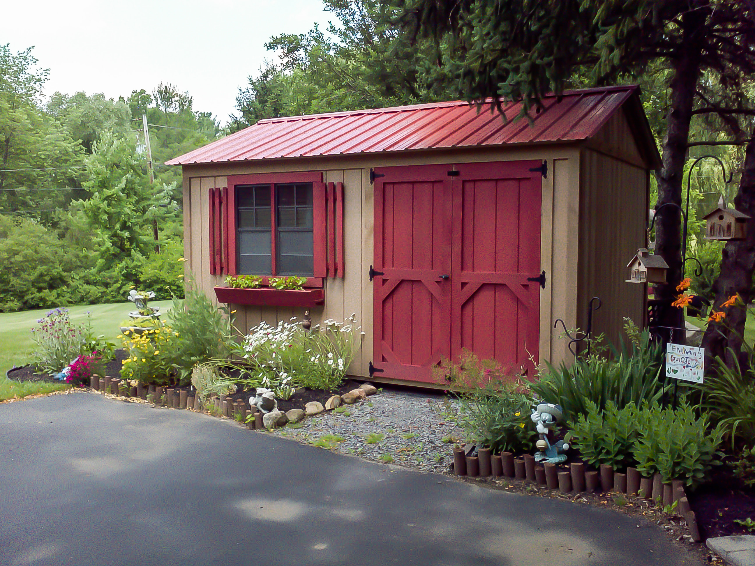 Custom Built Sheds - uniqueGardenSheds