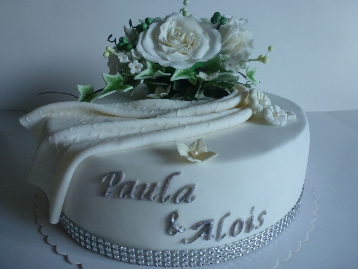 Hochzeitstorte zur diamantenen Hochzeit