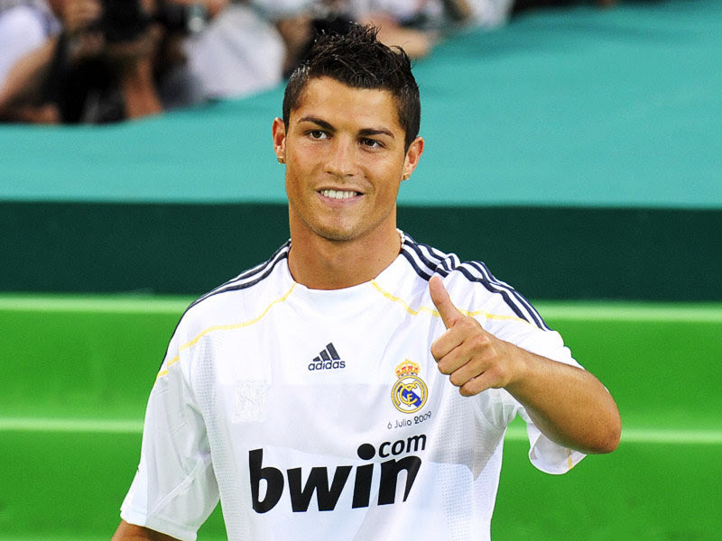 Cristiano Ronaldo Real Madrid Pemain Sepakbola Termahal Dunia 2012