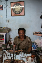 Azad Hussain my silversmith.. by firoze shakir photographerno1