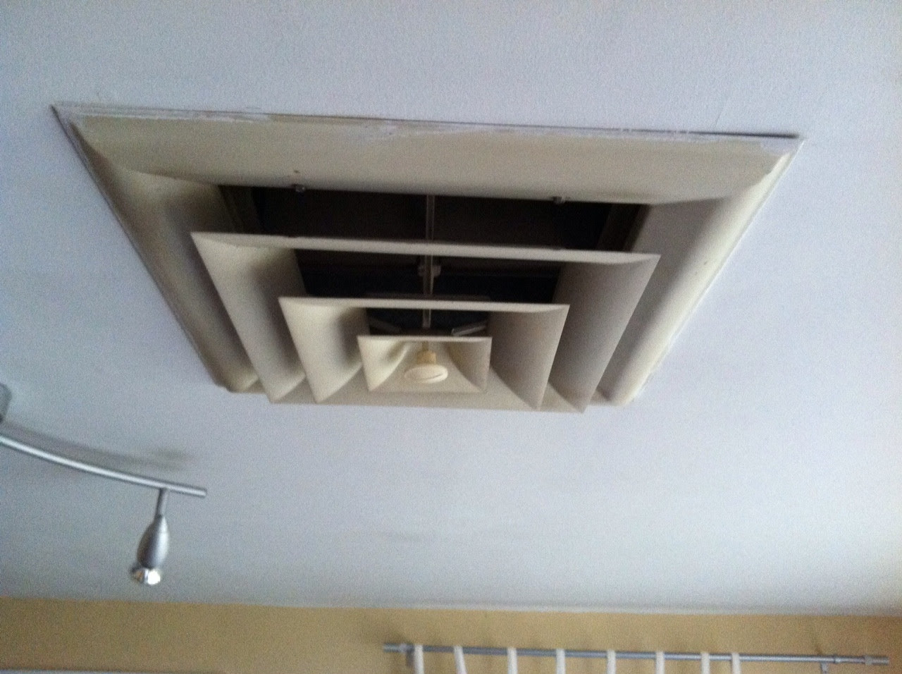 vent - What are some alternatives to a square ceiling air ...