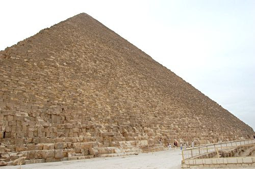 The Great Pyramids Of Giza Pictures. Great Pyramid of Giza in Egypt