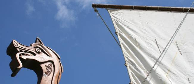 Les drakkars auraient été guidés par des pierres islandaises.