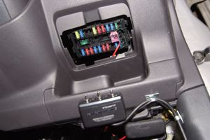 車のヒューズボックスからの電源取り出し ヒューズ電源の取り方を説明 カーナビ インバーター Etcなどの電装品がシガーライターではなく 自分で ヒューズ電源から取り付けられます Accとは Bとは