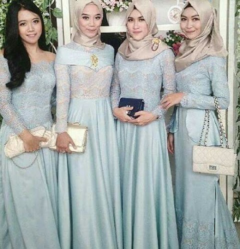 warna biru baju pengawas