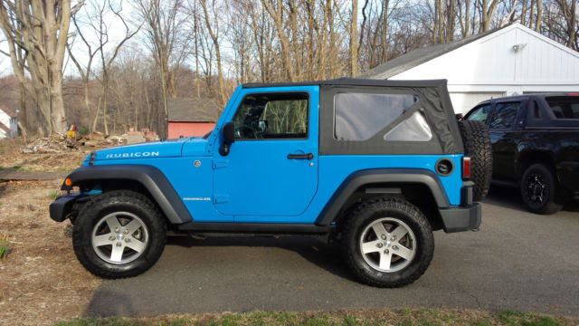 Cosmos Blue Jeep Wrangler Rubicon 2 Door Manual Transmission Soft Top Low Miles