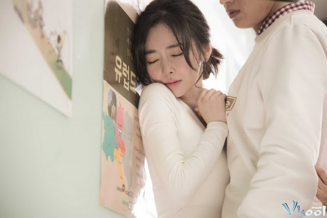 Xem Phim Tuổi 19 - Nineteen: Shh! No Imagining!