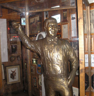 Bronze roll thrower