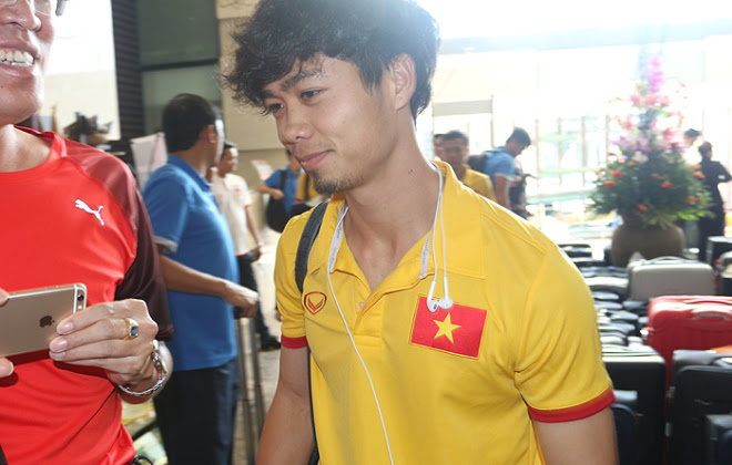 Tuyển Việt Nam lùi buổi tập trên đất Myanmar - ảnh thể thao