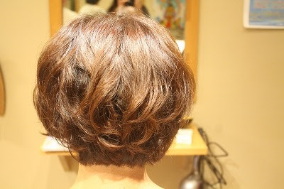 天パをいかすヘアーチェンジ ポイントはボリュームも必要スタイル 東京駒沢大学駅にある美容室ワイルアは くせ毛のカットとボブが得意な美容室です