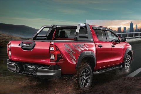 jenis kereta hilux dan harga