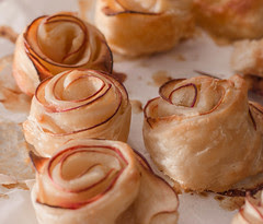Apple roses