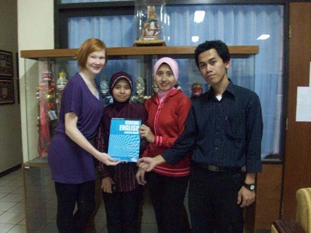 Alison Victoria Thackray Bule Penggagas Edutainment
