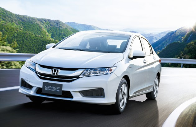 Honda_Grace_Honda_City_Hybrid_01