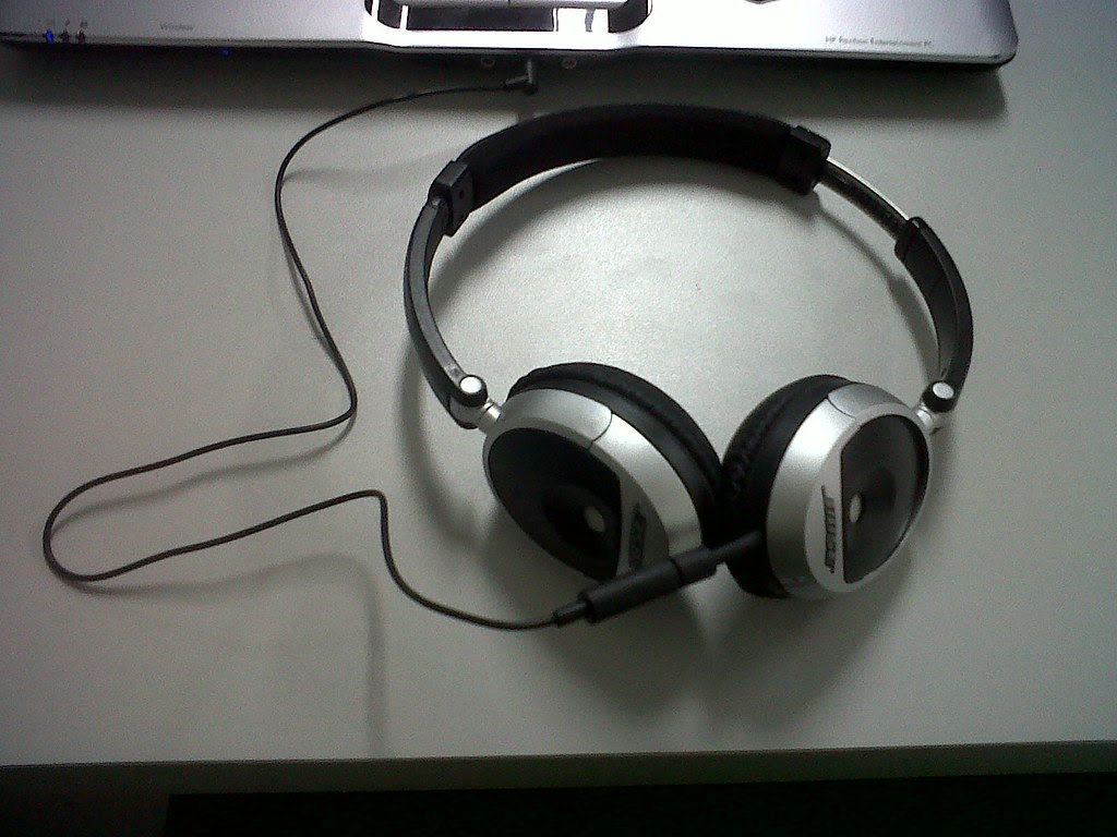 Earphone