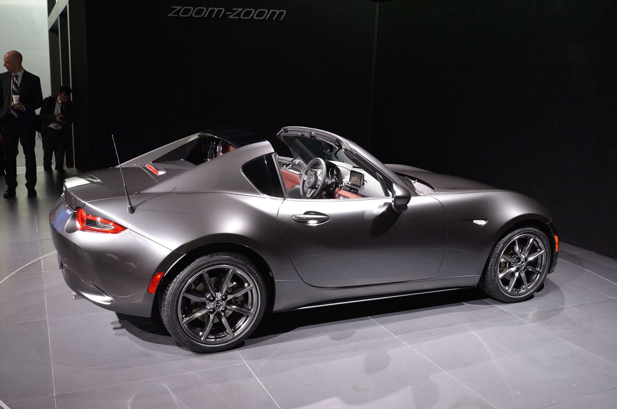 2017 Mazda MX 5 Miata RF rear three quarter 05