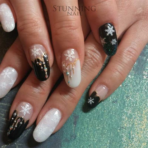 モノトーンでシックな結晶 麻布十番ネイルサロン 麻布十番のネイルサロンstunning Nailで女子力up