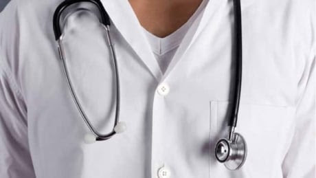 hi-istock-doctor-852-8col