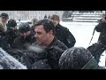 Видео Севастопольский депутат сжег поддельный паспорт