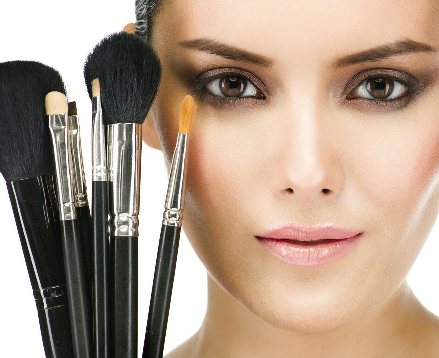 نتيجة بحث الصور عن ‪makeup brushes‬‏