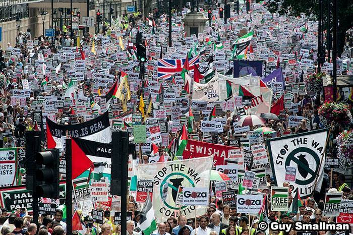 Orang Yahudi Pun Kutuk Kekejaman Zionis Di Gaza!