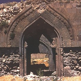 Entrance portal to caravanserai of Zor.  Click for more.  (VirtualANI)
