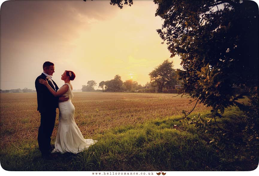 Sunset rustic wedding photo - www.helloromance.co.uk