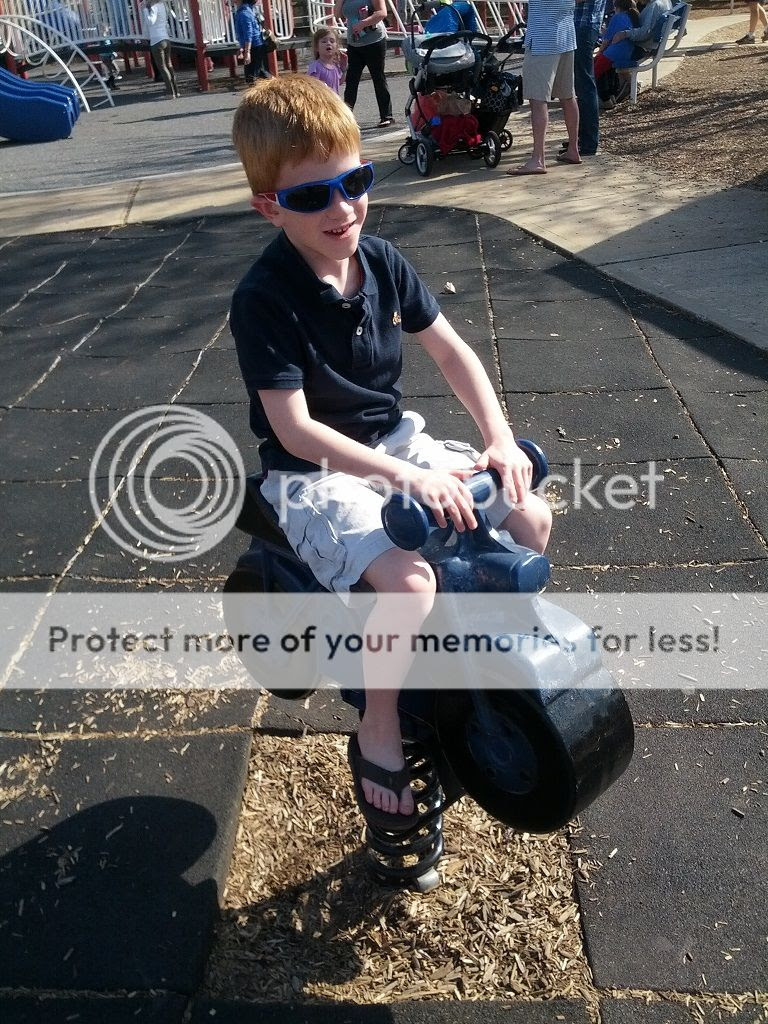  photo park8_zpsc7cb814a.jpg