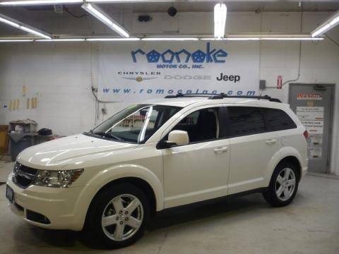 Stone White Dodge Journey SXT AWD for sale in Illinois. 2010 Dodge Journey 
