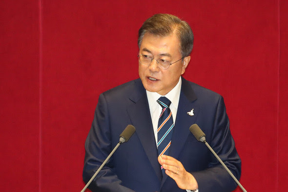 文在寅总统支持率 负面大于正面 女性及30多岁群体 首尔转身离去 政治 社会 韩民族日报