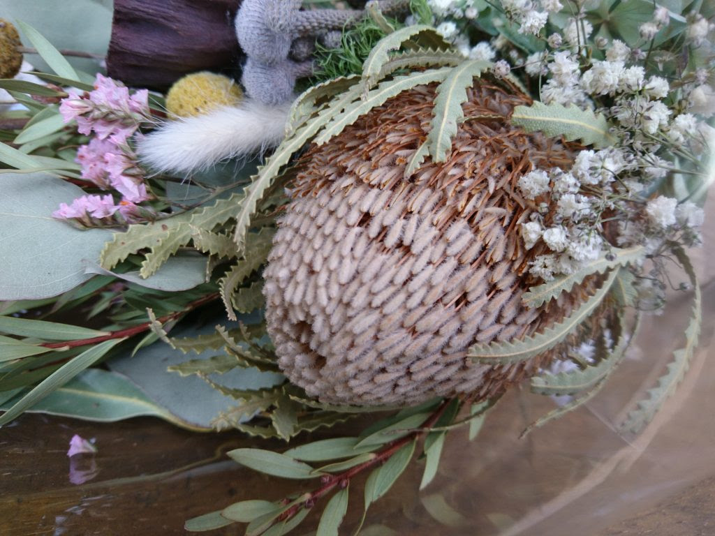 随時追加 ドライフラワーに適した種類の一覧と作り方 簡単 ドライフラワーにできる花 葉 枝のリストとコツ はなぴこ