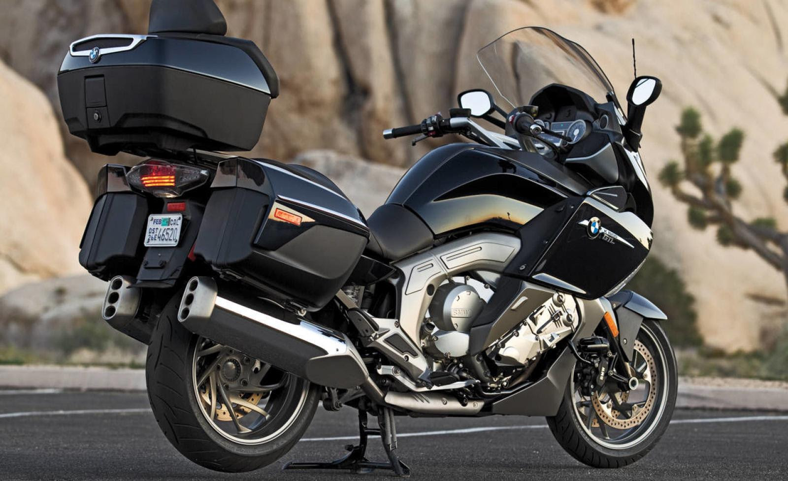 2012 BMW K1600GTL - Moto.ZombDrive.COM