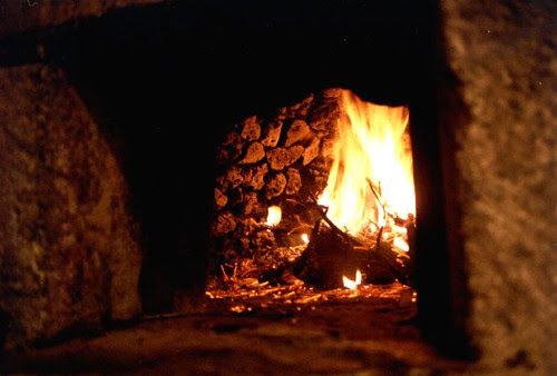 Aeolian traditional oven by CyboRoZ