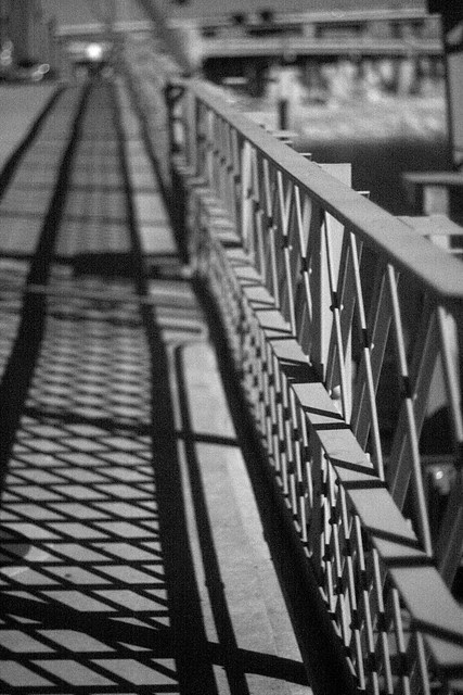 hawthorne bridge, infrared