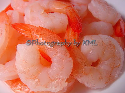 a macro of cooked shrimp