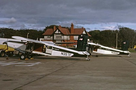 Dos de los PC-6 de Air America y que también se mostraban en la película homónima.