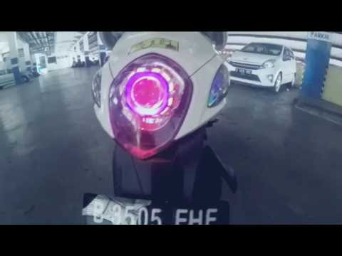 VIDEO : modifikasi standar harian || yamaha fino premium 2015. - untuk yg berminat custom lampuuntuk yg berminat custom lampumotornya, lampu depan (utama), lampu belakang (rem) , led , projie, hid bisa kontek di nomor  ...