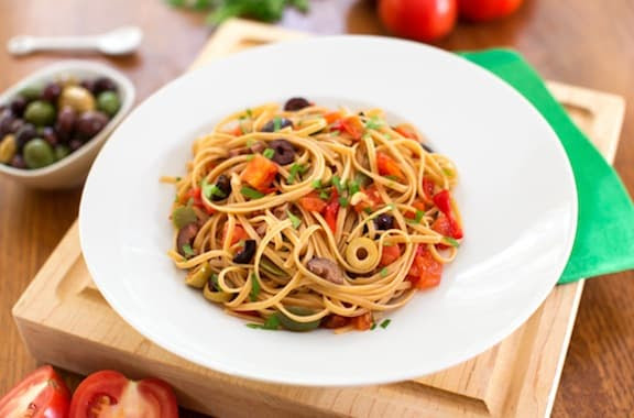 Puttanesca - Pasta with Olive Sauce