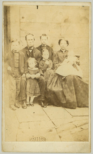 CDV family of six