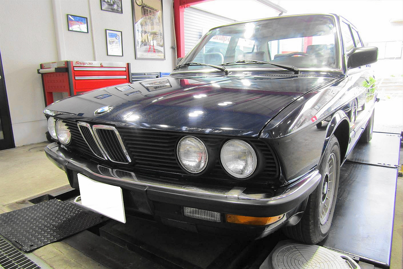 E28 528e 24ヶ月法定点検 車検整備 160 000km Autofine Bmw Alpinaの専門店 修理 車検 整備 新車中古車販売のオートファイン 神奈川県 横浜