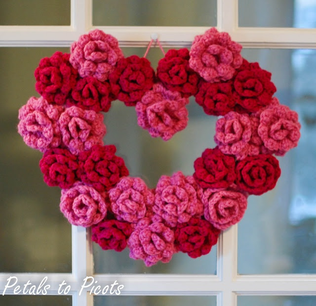Crochet Rose Heart Wreath - Free Rose Pattern!